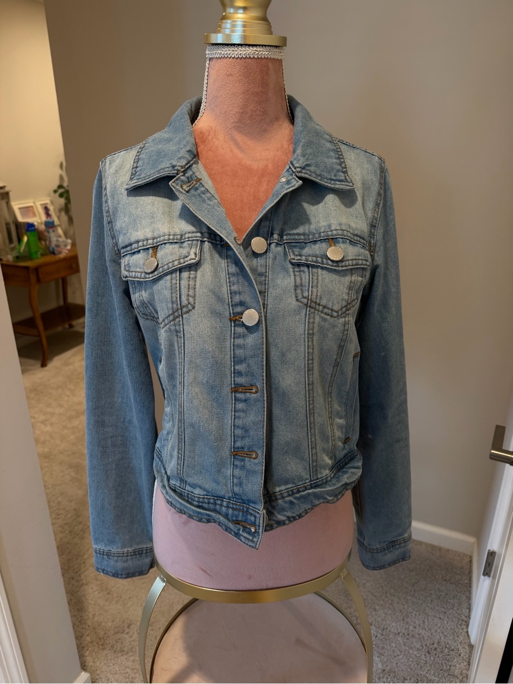 Ci Sono Light Blue Denim Jean Jacket - Women's Button-Front Trucker